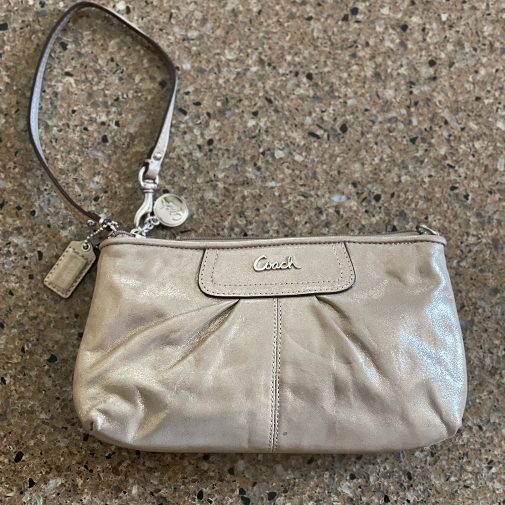 COACH wristlet (metallic gold)